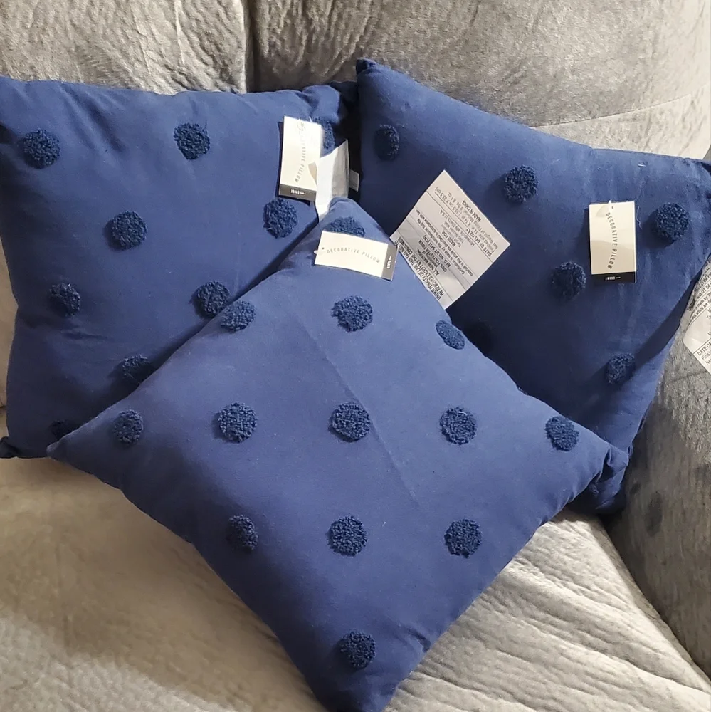 3 blue decorative pillow 13